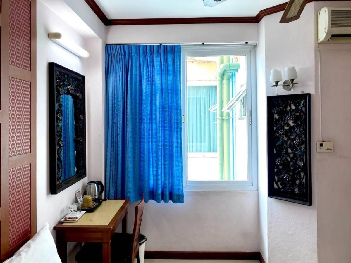 New Siam III Guest House Бангкок Экстерьер фото