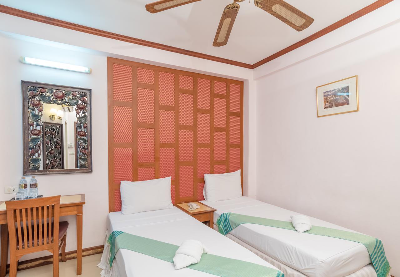 New Siam III Guest House Бангкок Экстерьер фото