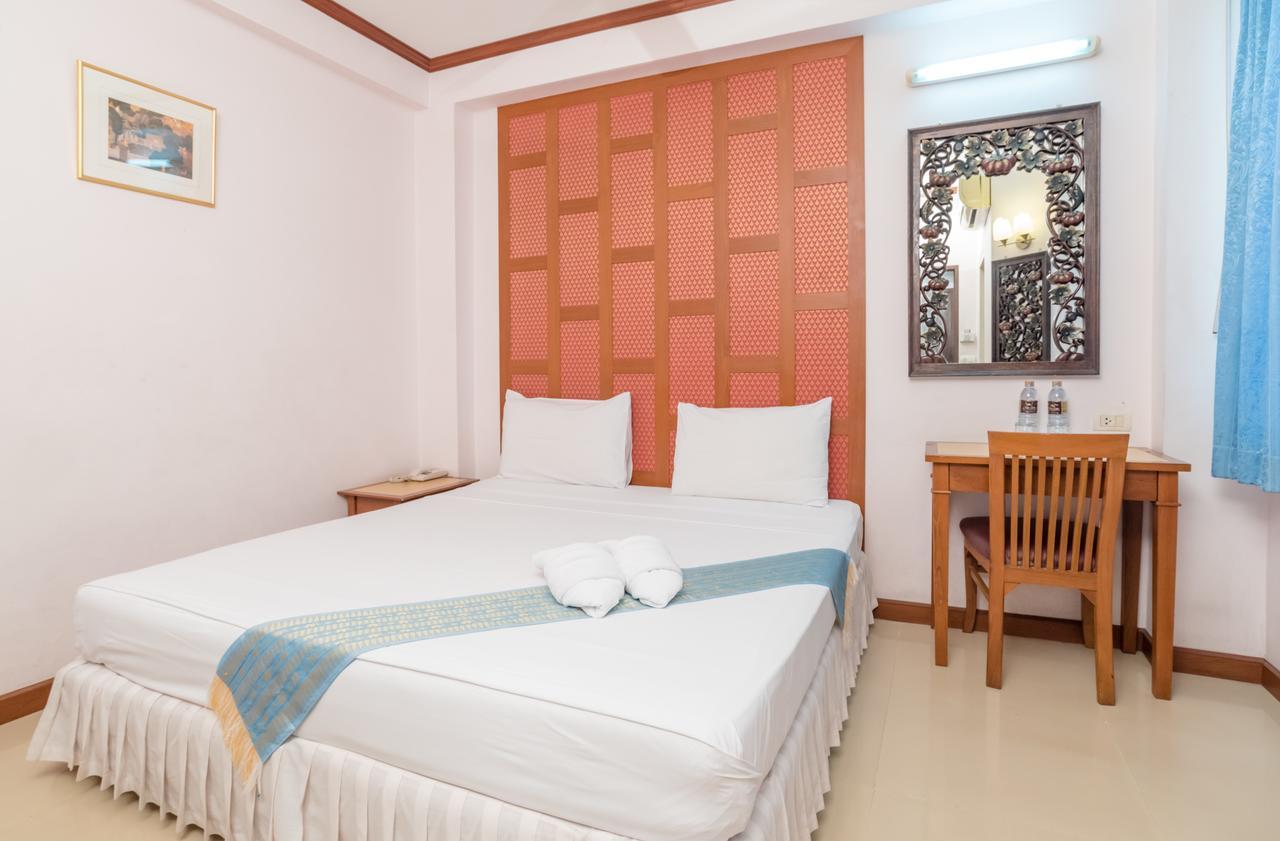 New Siam III Guest House Бангкок Экстерьер фото