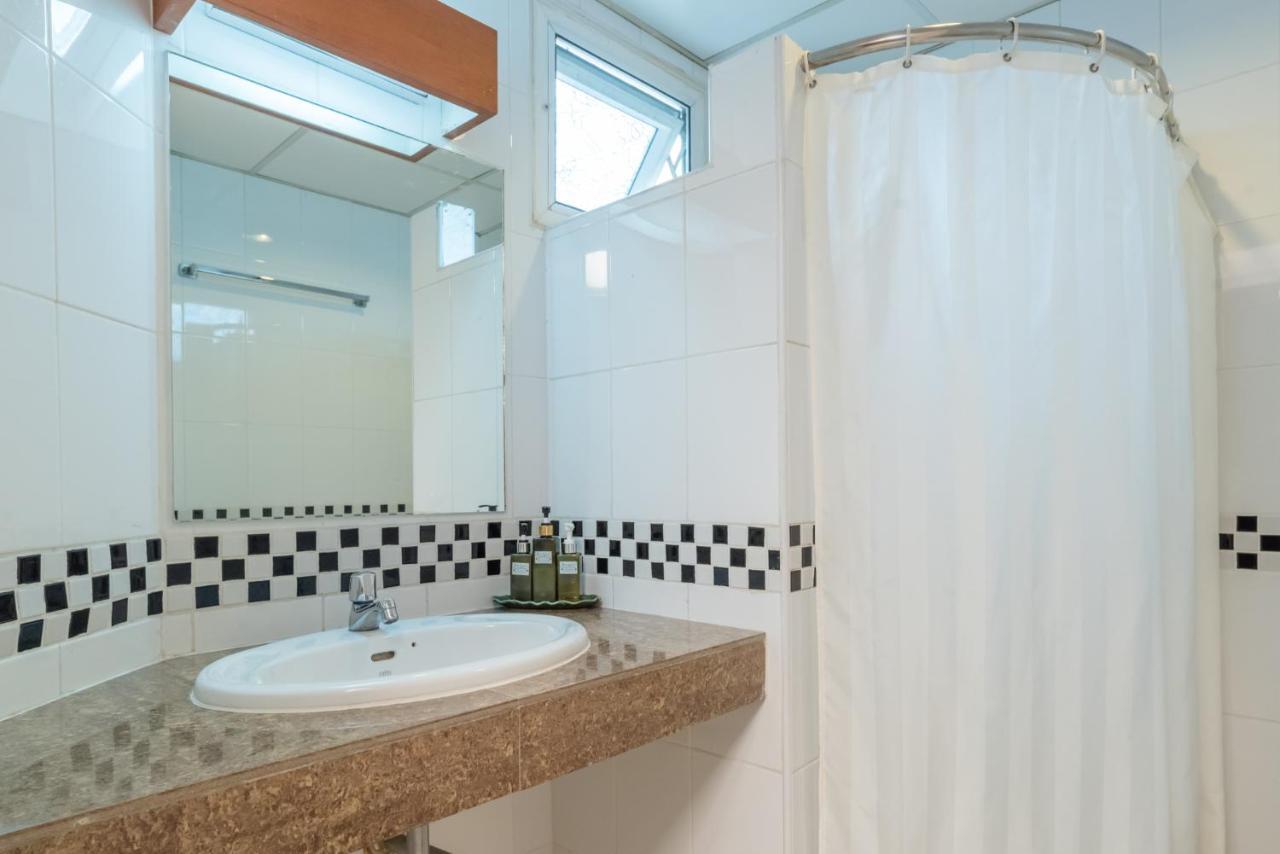 New Siam III Guest House Бангкок Экстерьер фото